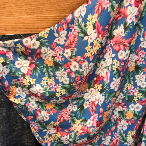 Nwot Maisie tunic dress floral size medium - Picture 6 of 8